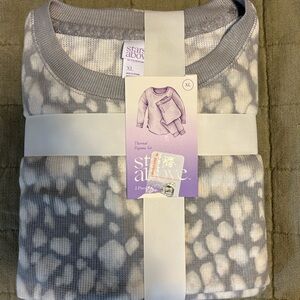 Stars Above Women's Thermal Pajama Set Leopard Print Gray/White Size XL NWT